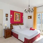 Victor 2 וילה Vívlos