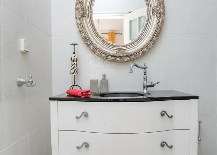 Victor 2 Villa Vívlos