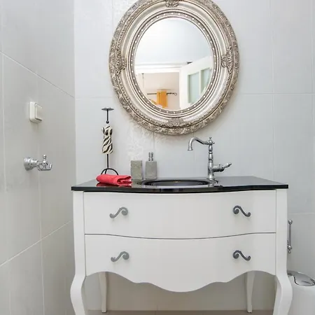 Victor 2 Villa Vívlos