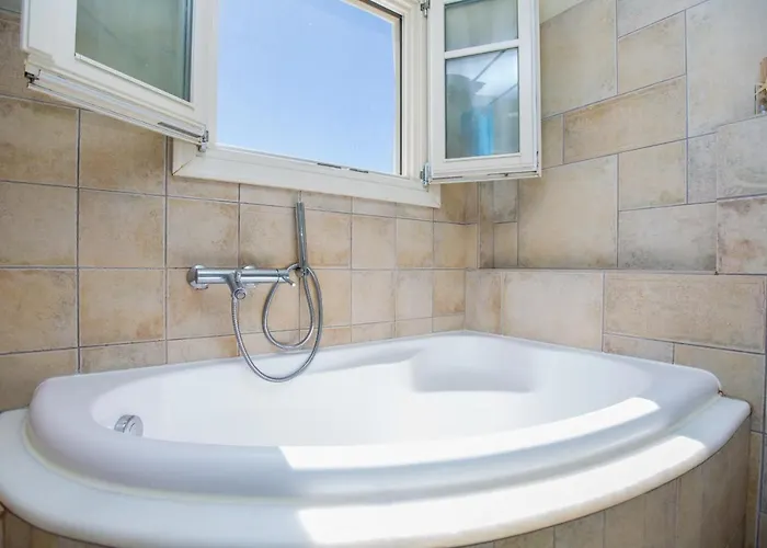 וילה Victor 2 Vívlos